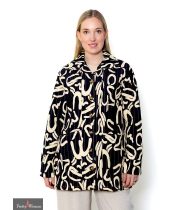 8144Tepitud riidest jakk